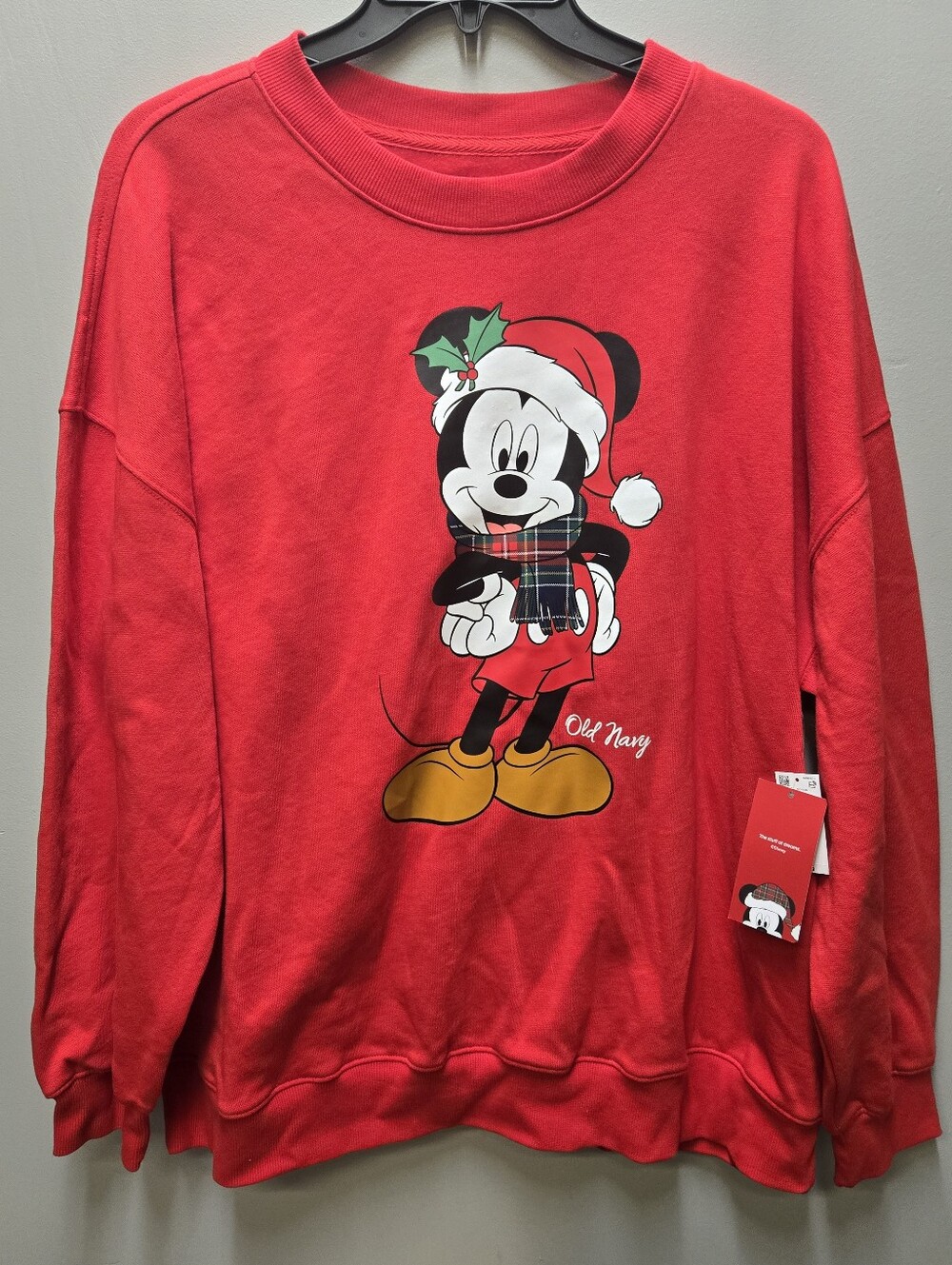 Old Navy x Disney Mickey Mouse Oversized Socomfy Holiday Sweatshirt Medium NWT
